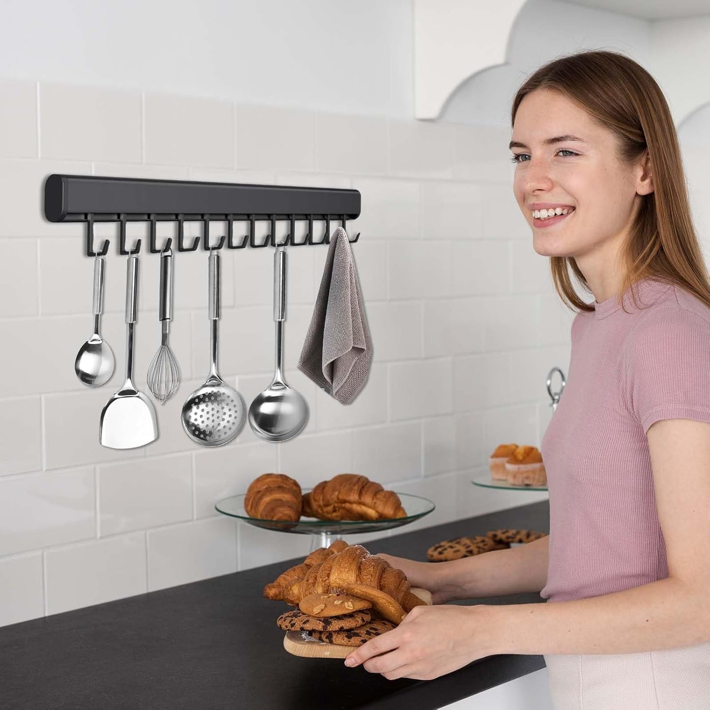 Selbstklebende Küchenleiste mit 10 Haken, Schwarz