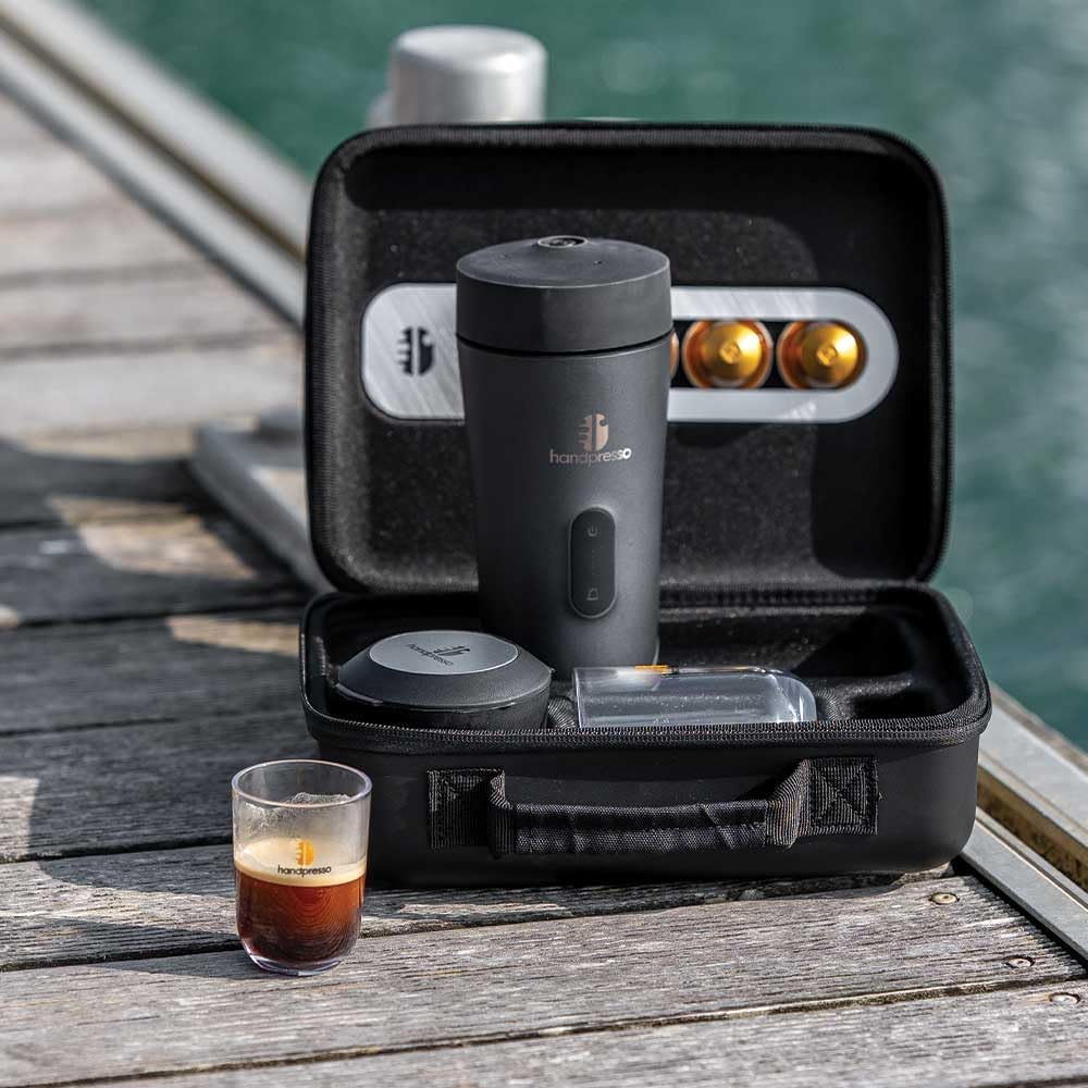 Handpresso Auto Set: Reisekaffeemaschine, Espresso- & Lungokapseln kompatibel