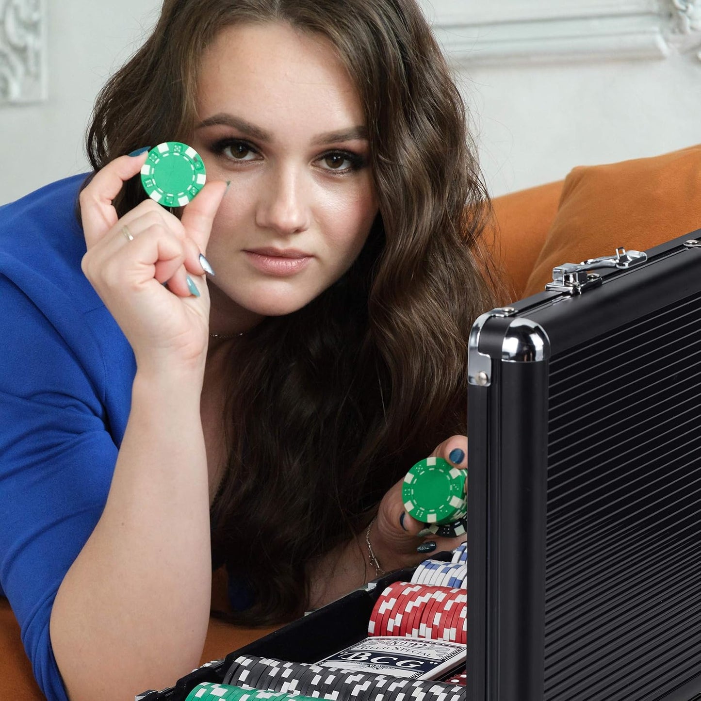 Pokerkoffer-Set mit 300 Chips und Zubehör