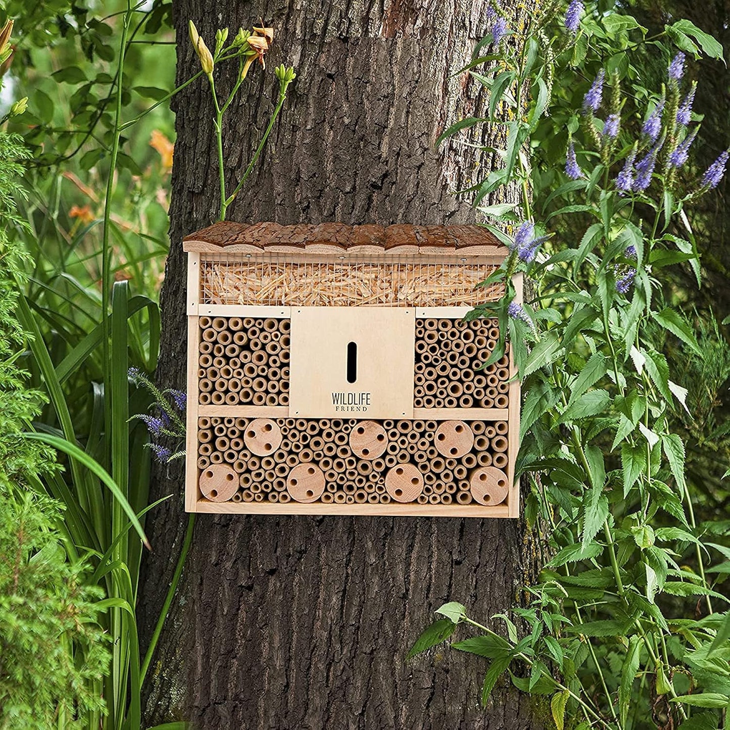 Bienenhotel aus Massivholz