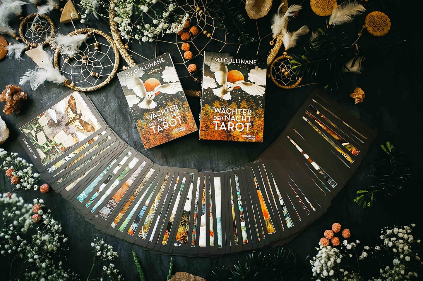 Wächter der Nacht Tarot, Gebundenes Buch