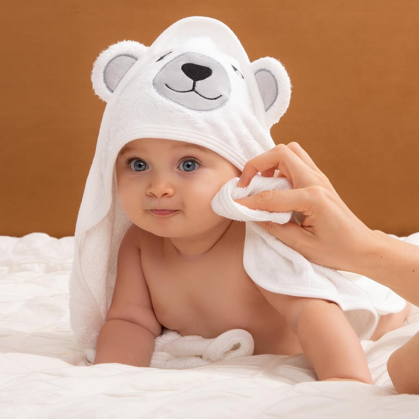 5-teiliges Baby Badetuch-Set mit Kapuze und Bärenmotiv, White