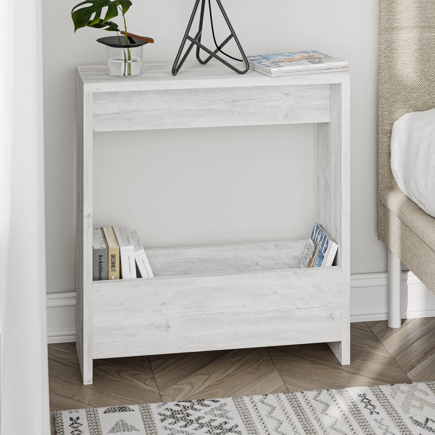 Beistelltisch mit Magazinhalter für kleine Räume, Ancient White
