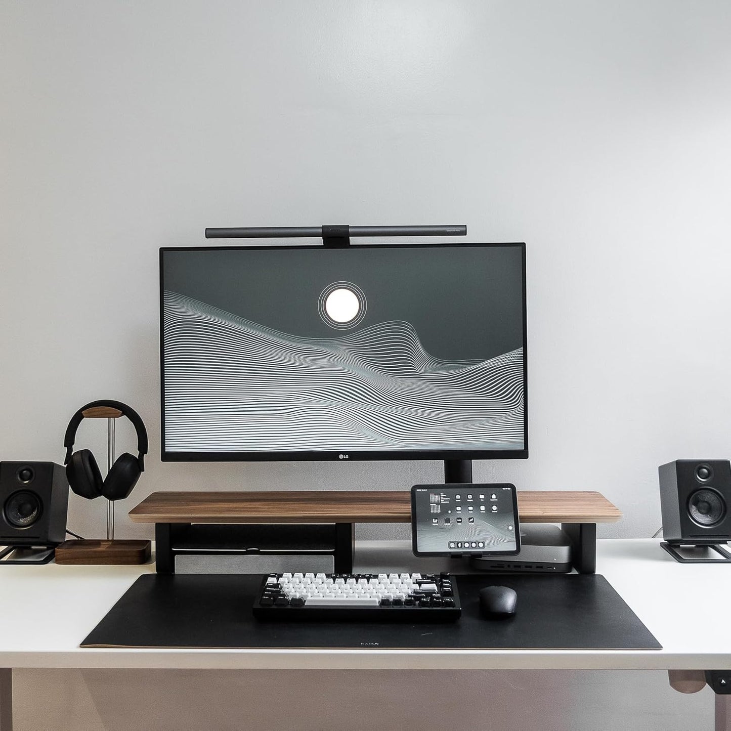 Monitorständer Dual Screen Riser, Walnuss Medium v2.0 - 36 Inches