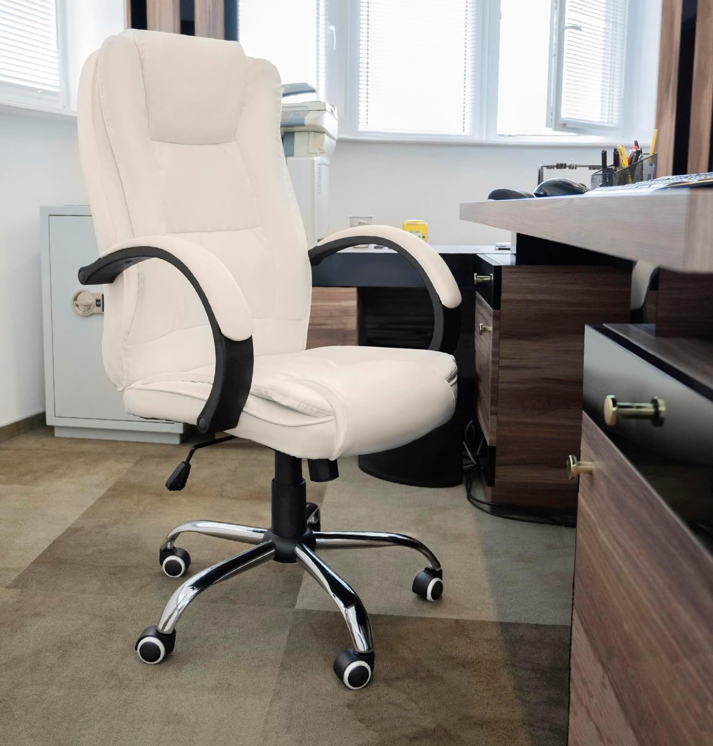 Ergonomischer Bürostuhl mit Kunstlederbezug, Weiss