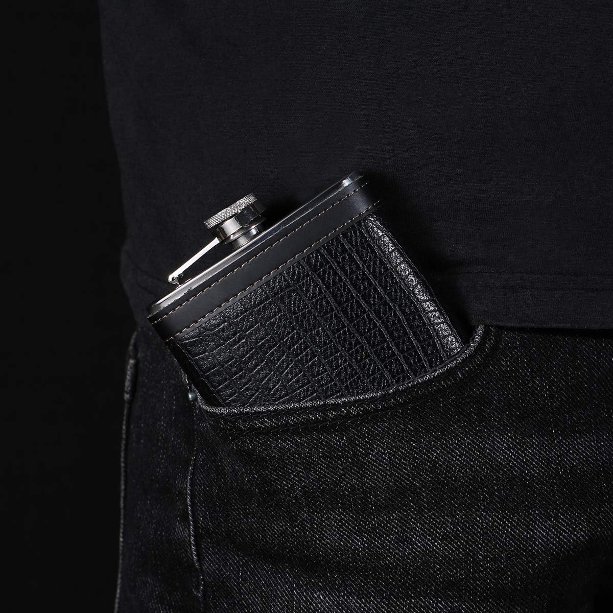 Flachmann mit Lederhülle und Trichter, 12 oz Schwarz