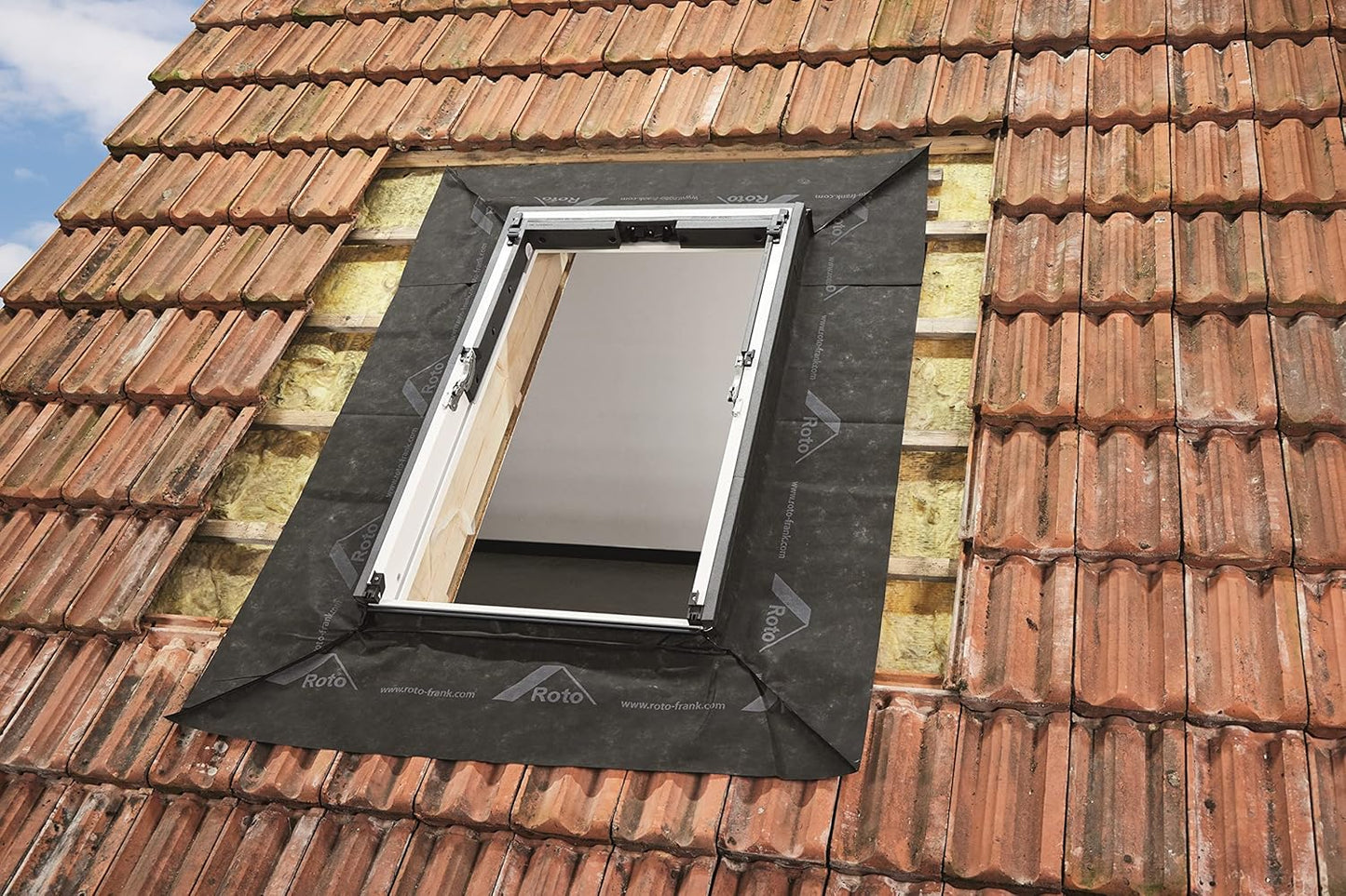 Montageschürze für Roto Dachfenster Q-Serie