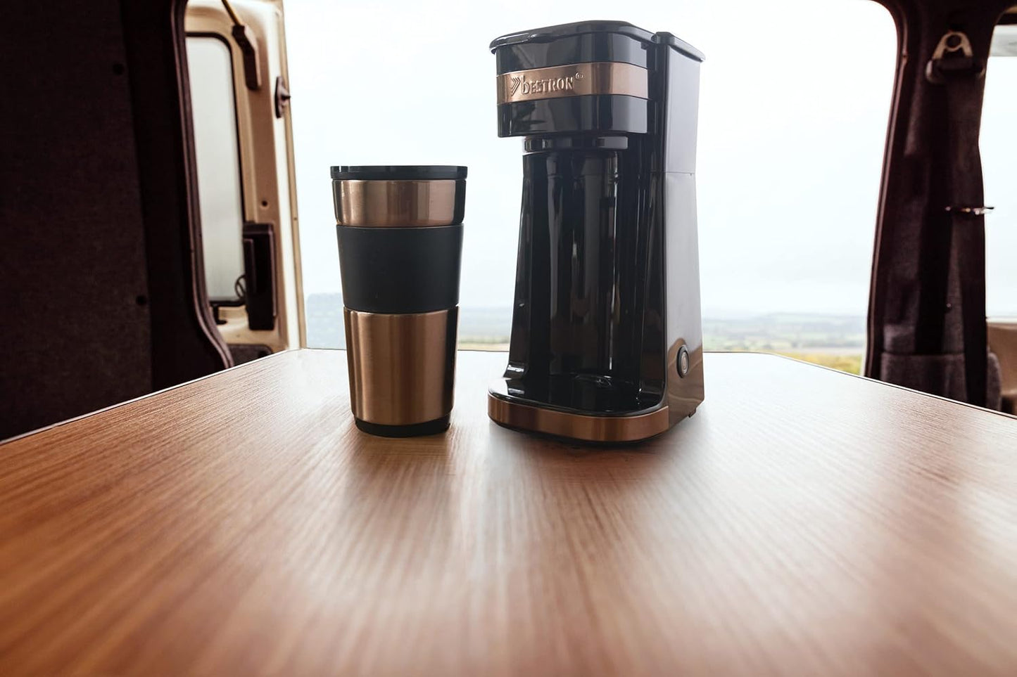 Kompakte Kaffeemaschine mit Isolierbecher, Kupfer Single