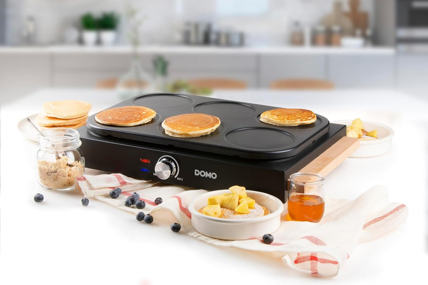 Crepes Maker DO8717PN, PFAS Free