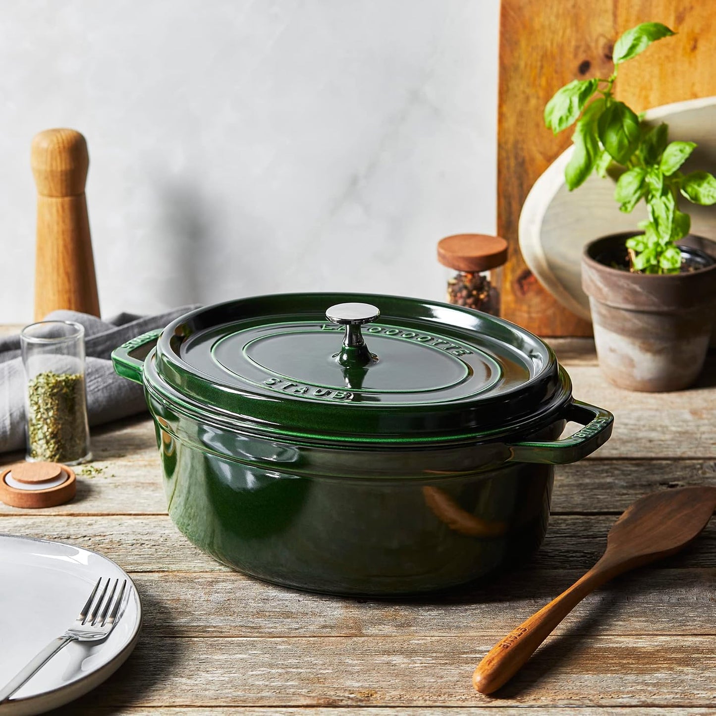 Cocotte Bräter mit Deckel, 33 cm, 6.7 L Basilikum-Grün