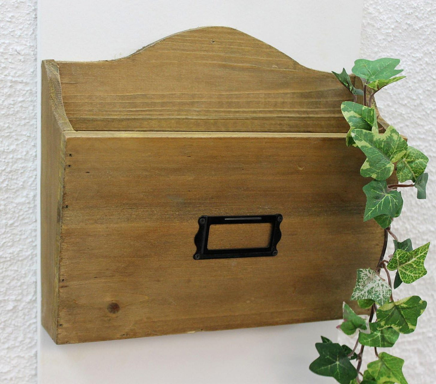 Wandregal Zeitungshalter mit Herz im Vintage-Look