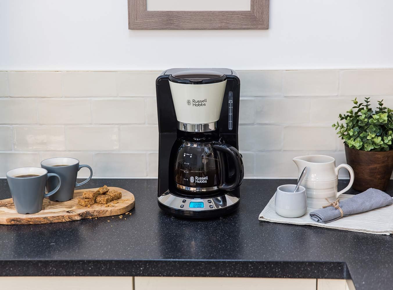 Filterkaffeemaschine für 10 Tassen, Creme