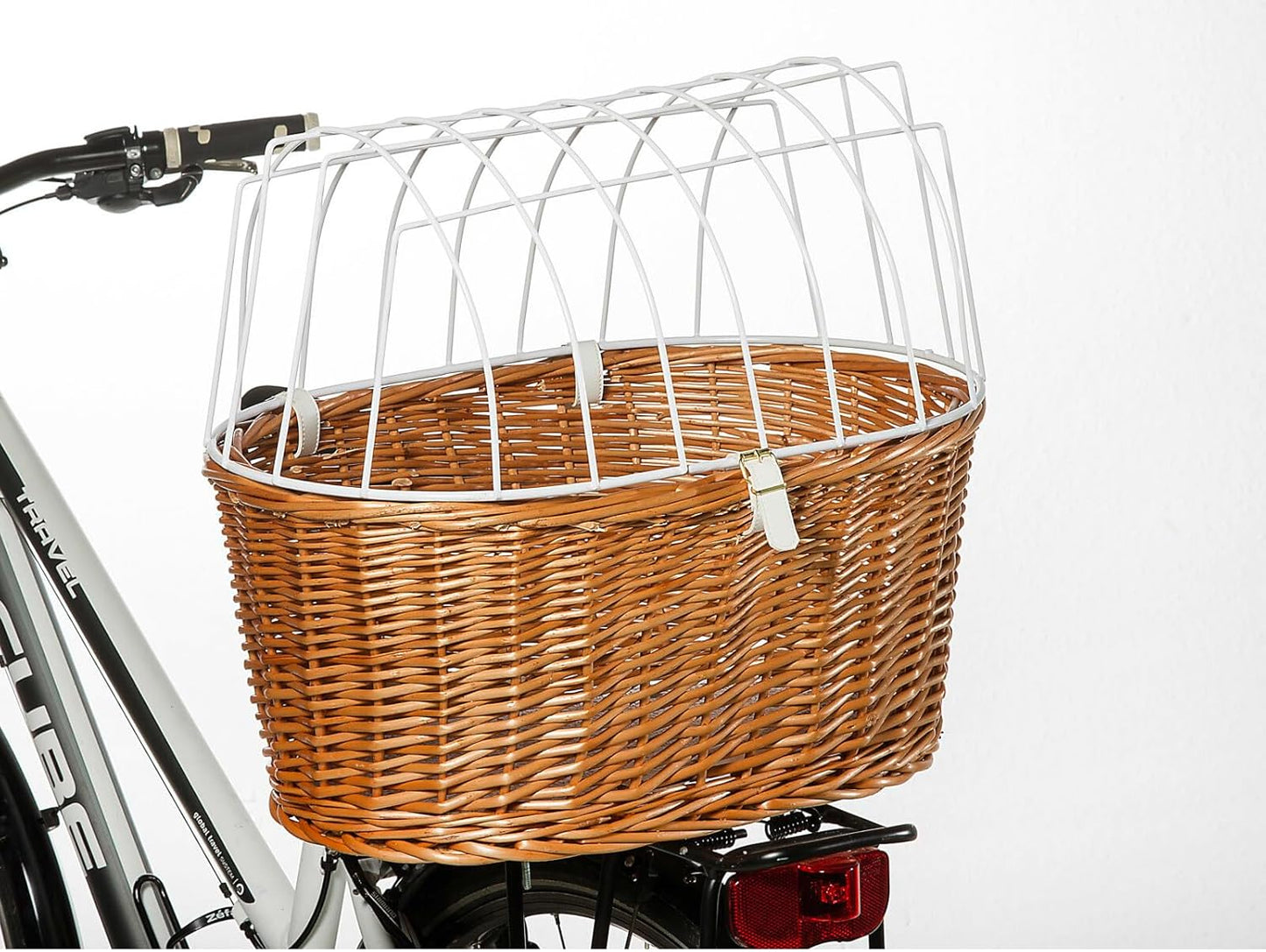 Velo-Tierkorb mit Halterung