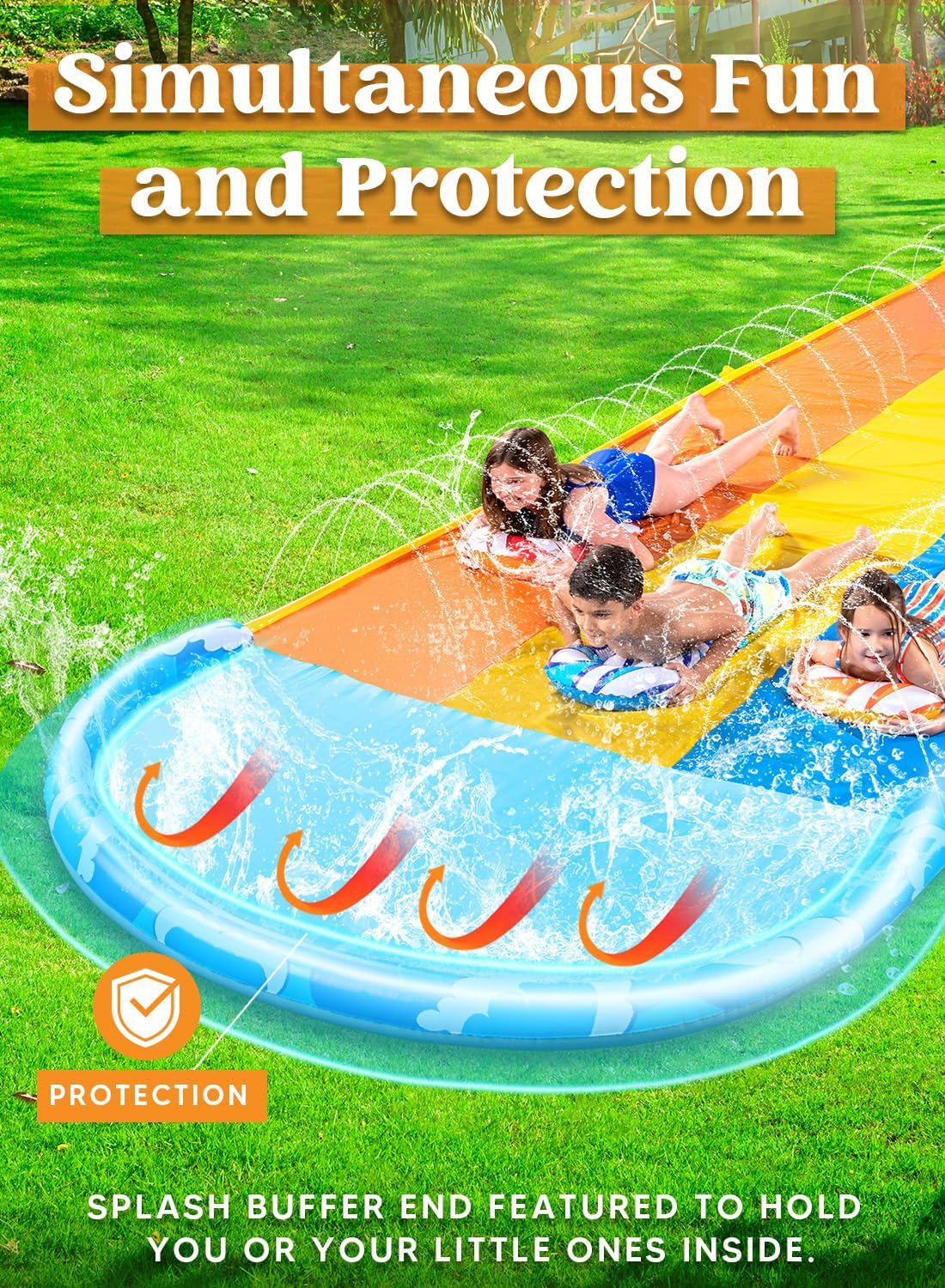 Garten-Wasserrutsche mit Bodyboards und Sprinkler