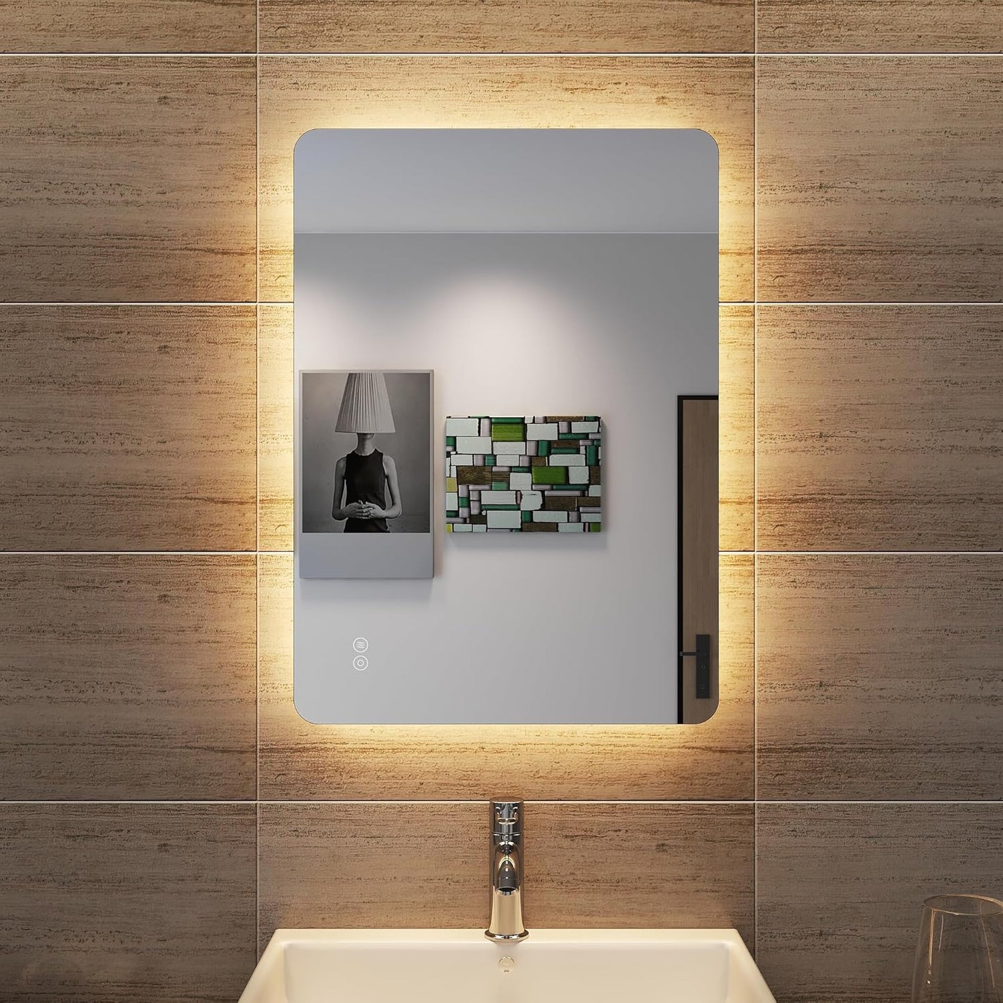 LED Badspiegel mit Touch, 70L x 50B cm Weiß