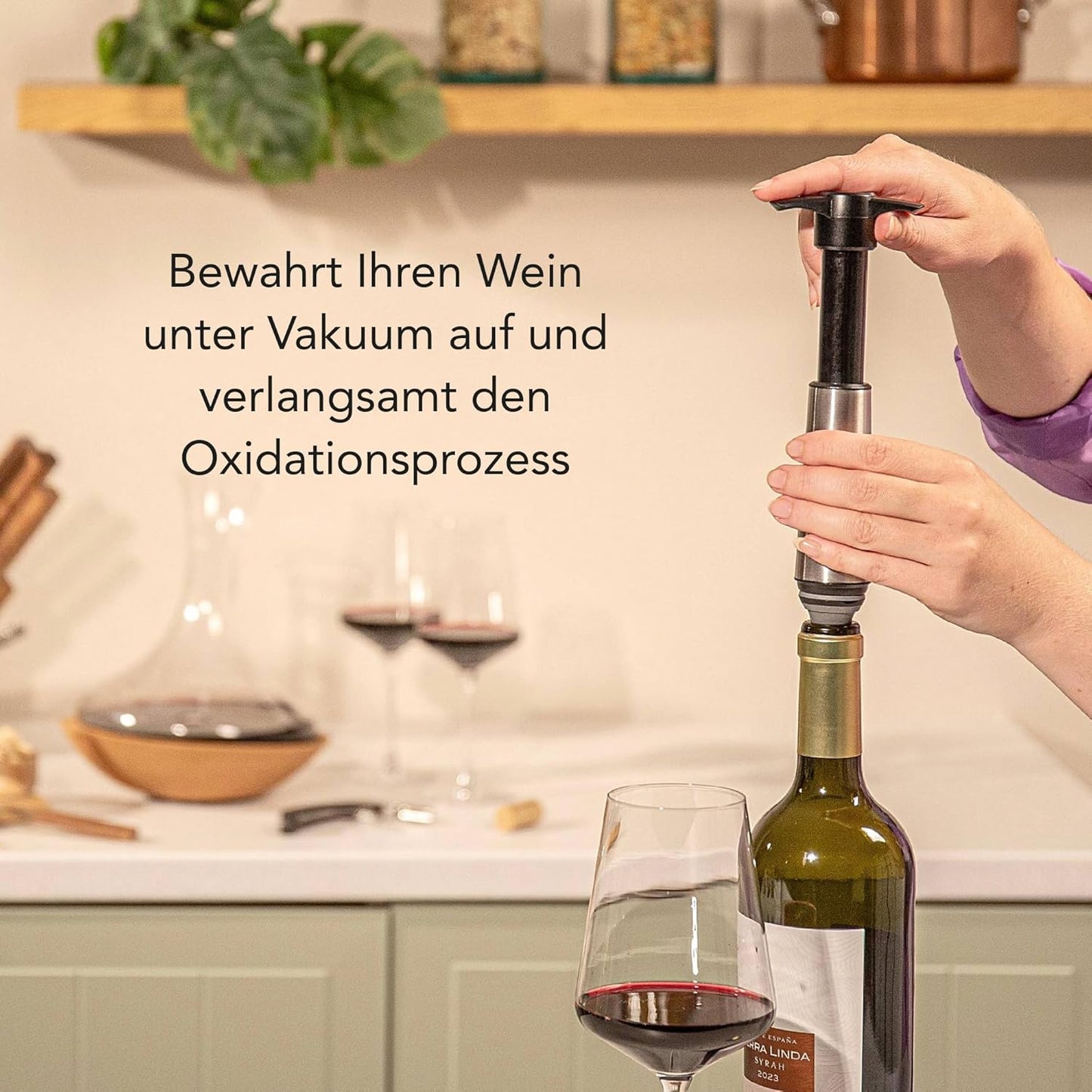 Weinpumpe mit Vakuumstopfen, 2 Stopfen
