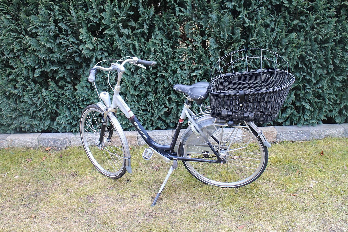 Hundevelokorb aus Weide, XL L 56 x B 36 x H 45 cm ohne Kissen