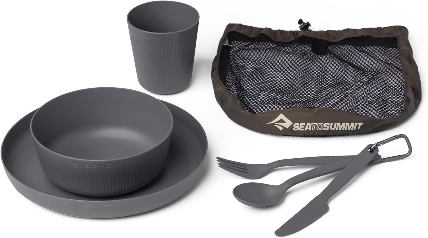 Camp Dinnerware Set mit Netzsack