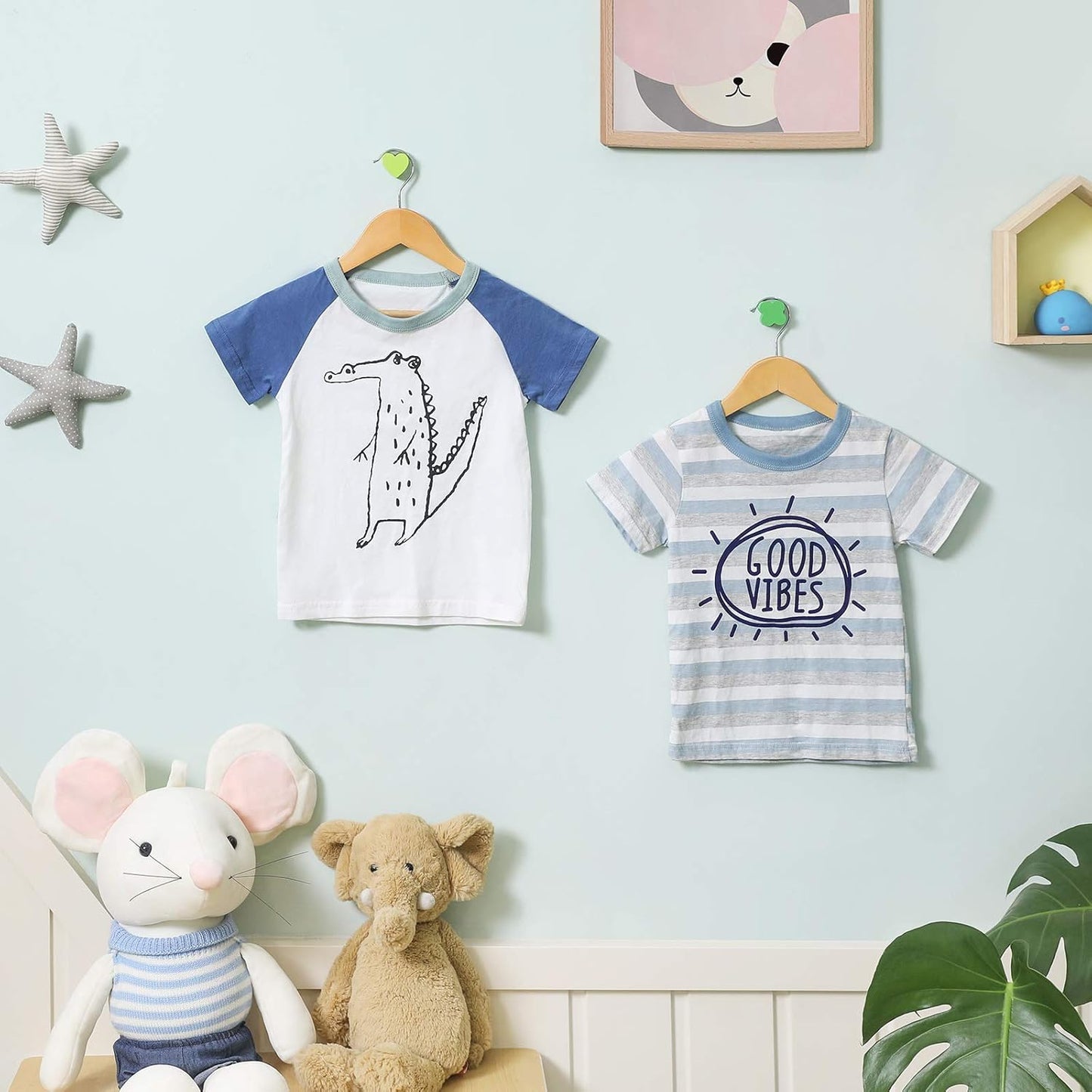 10-teiliges Kinderkleiderbügel-Set mit 360 ° drehbarer Haken, Holzfarben