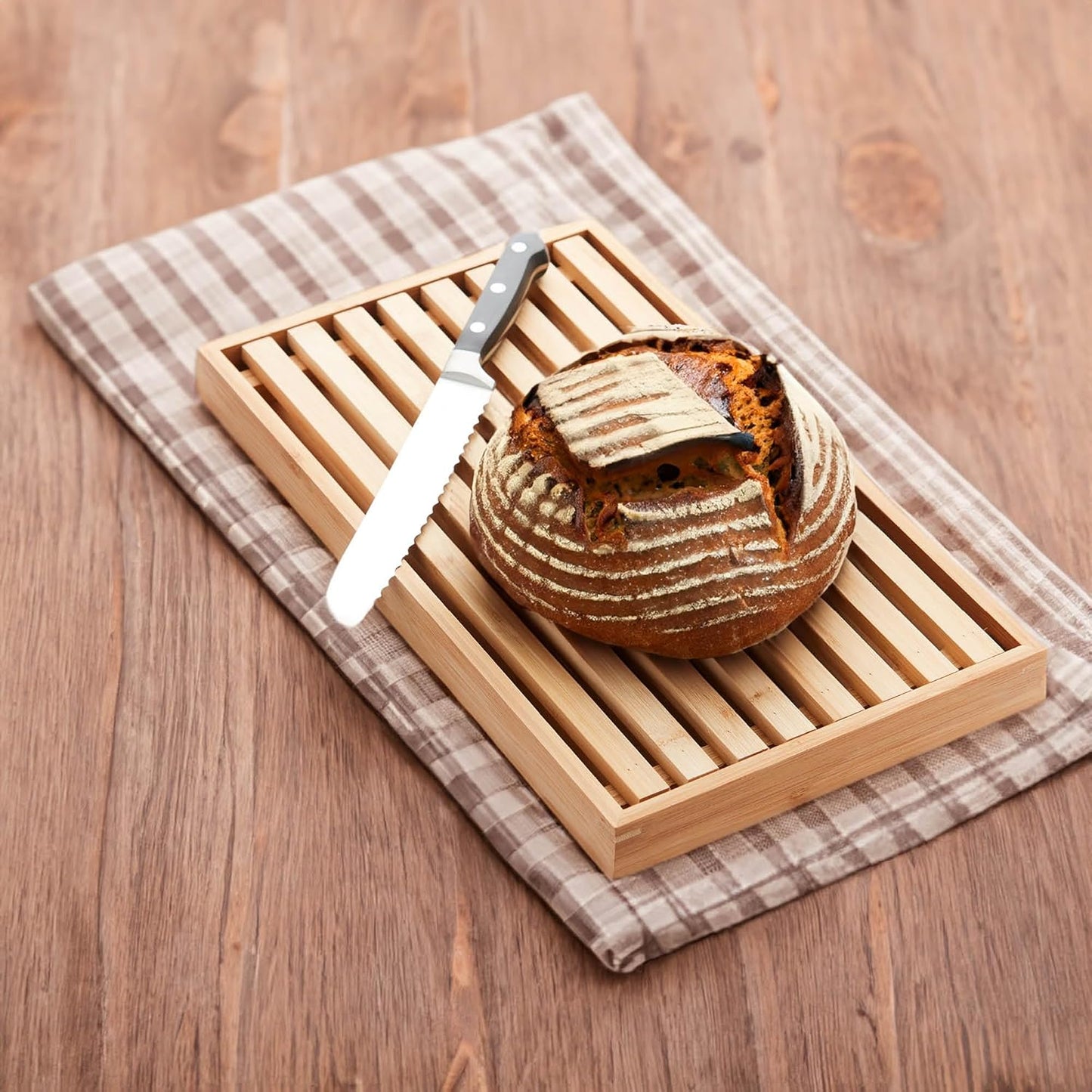 Brotschneidebrett mit Krümelrost und Auffangschale, 42.5L x 25B cm