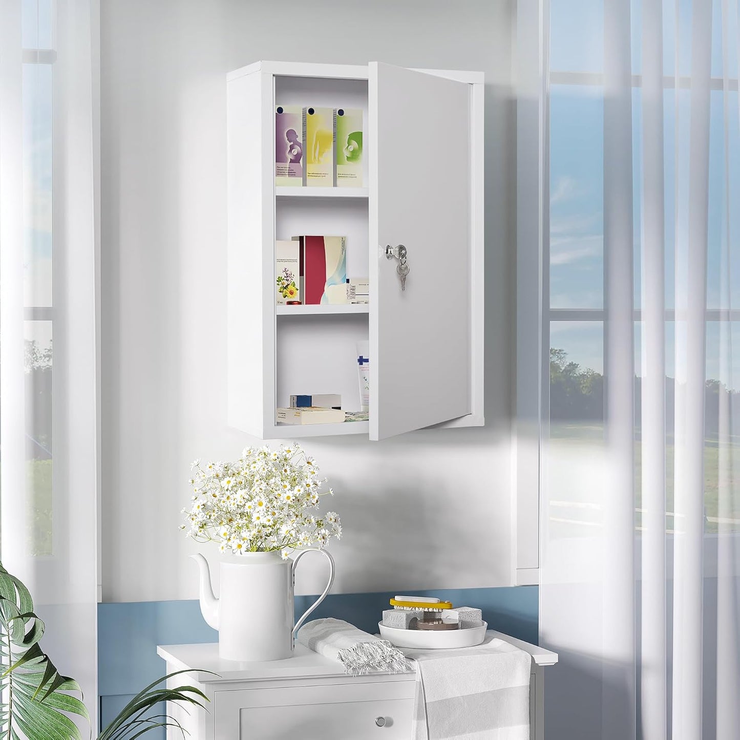 Abschliessbarer Medizinschrank, Weiss