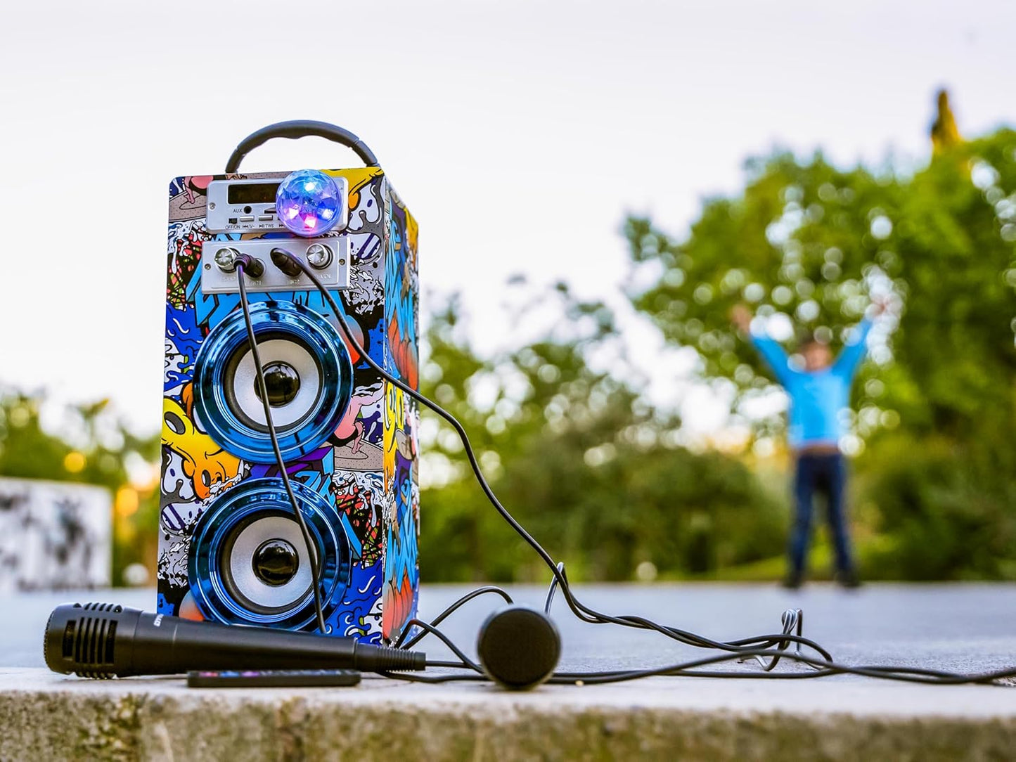 Karaoke-Maschine mit 2 Mikrofonen, Bluetooth & Lichtern, Model 21 lights