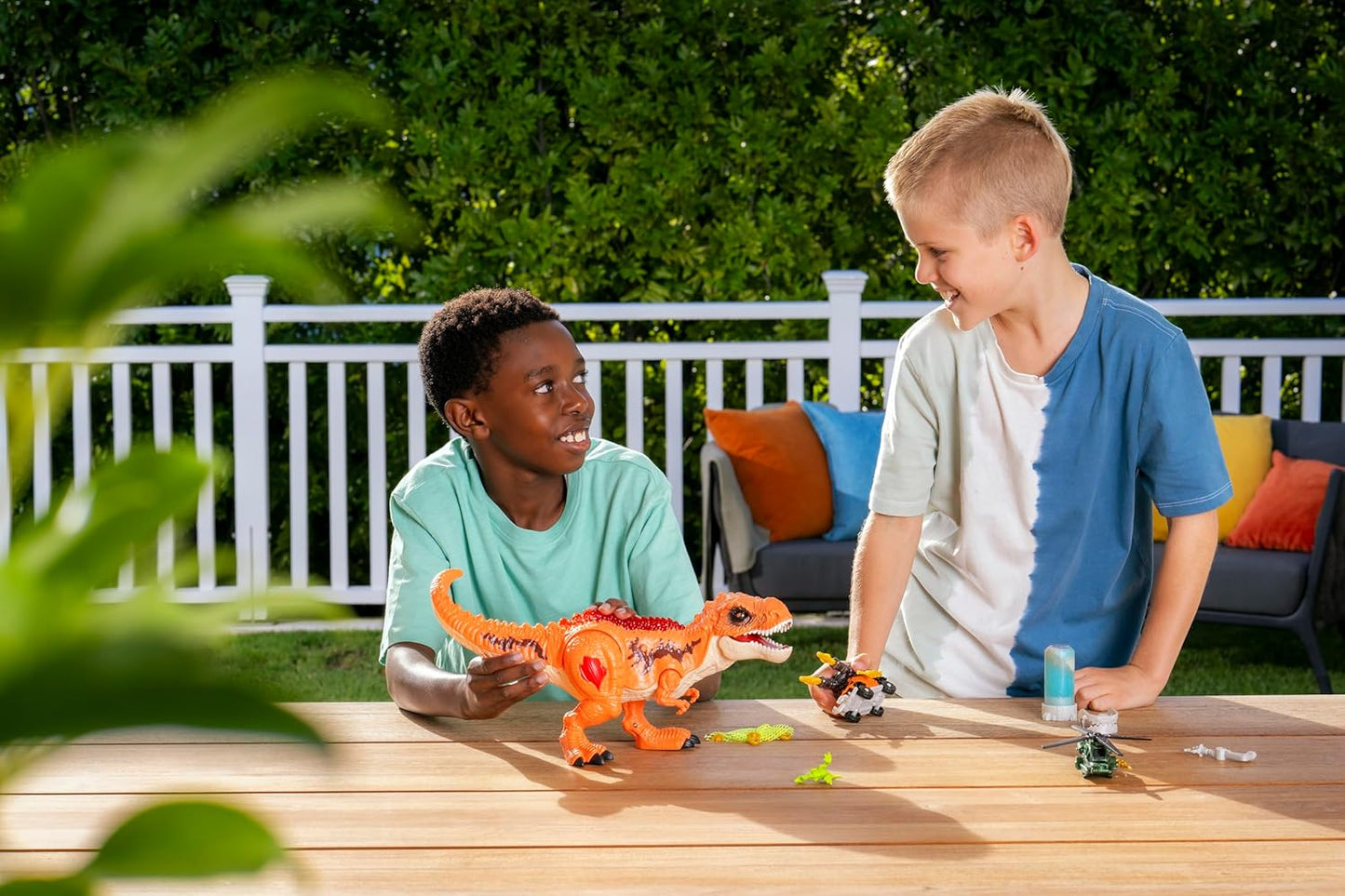 Dino Escape Serie 1 mit Licht + Sound