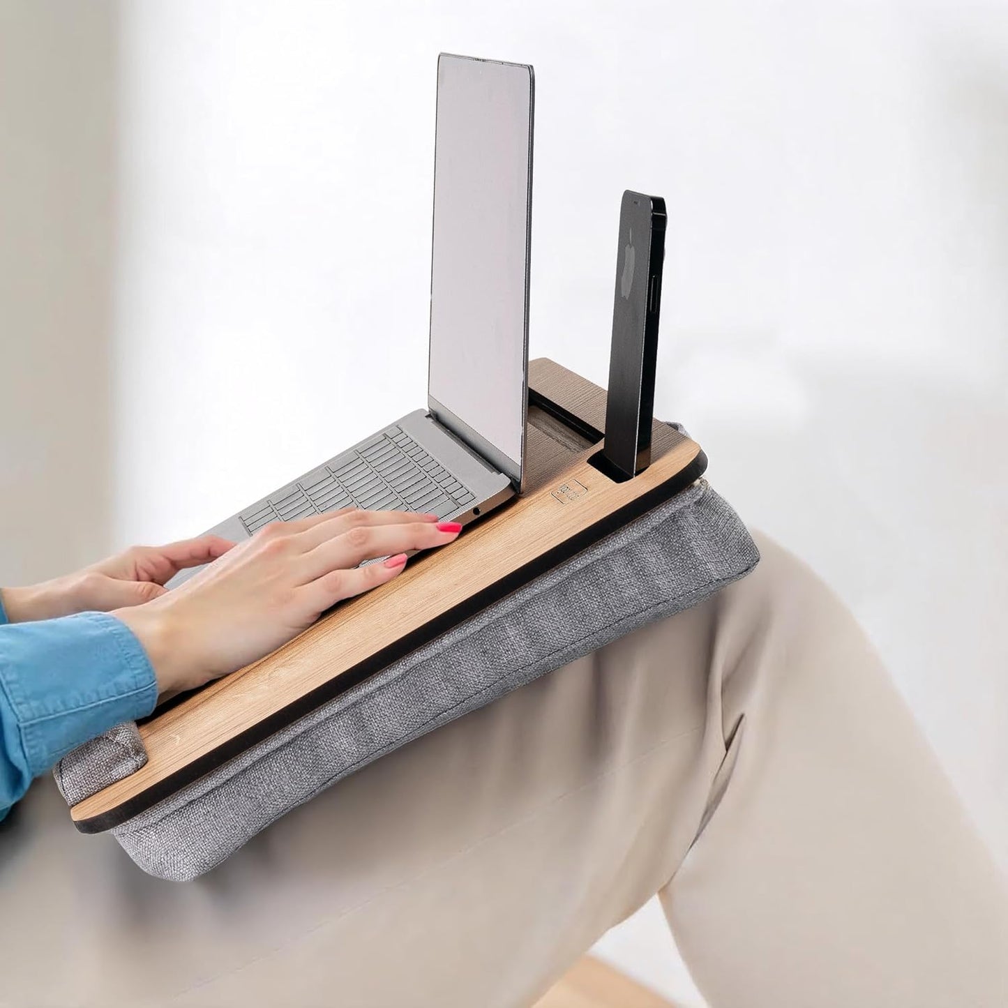 Laptopkissen mit Handgelenkauflage, Eiche & Grau