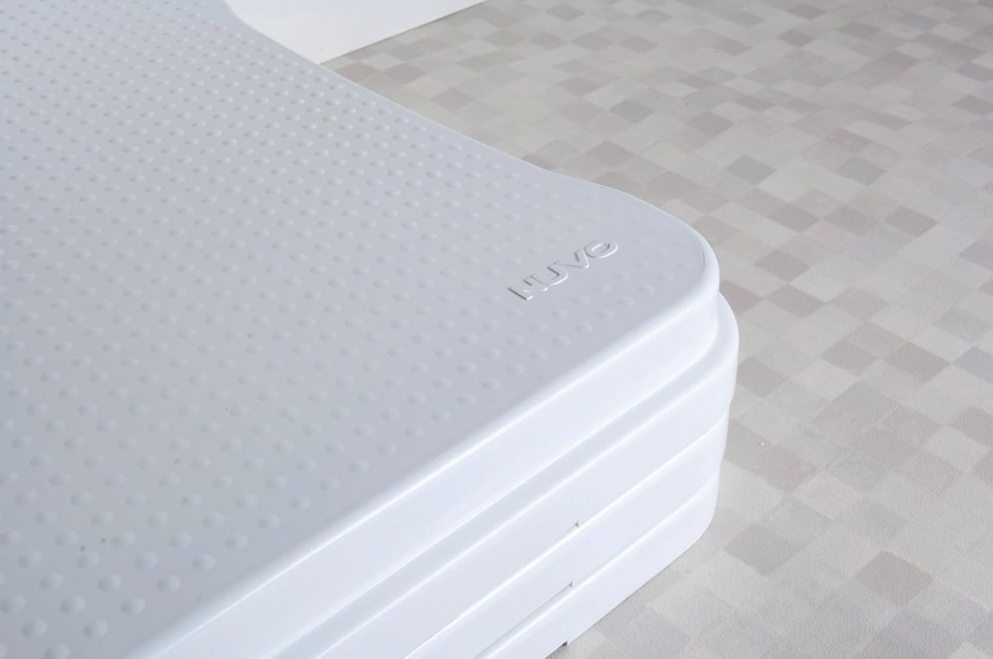 Höhenverstellbare Stufe für Badewanne und Haushalt