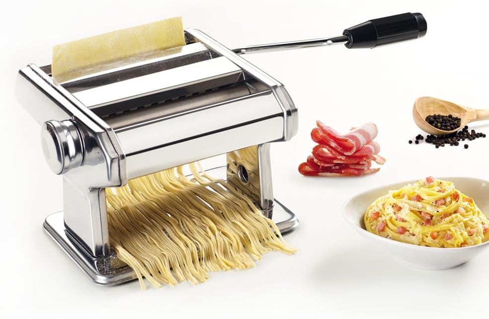 Nudelmaschine mit Handkurbel