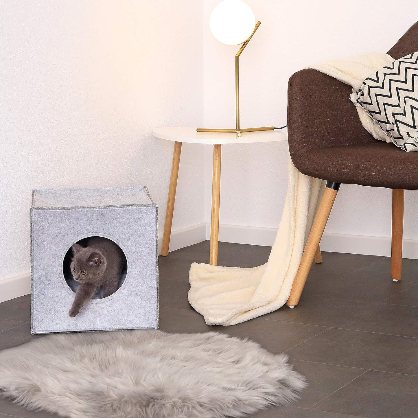 Katzenhöhle Regalsysteme, faltbar, Hellgrau L 37 x B 33 x H 33 cm (Packung mit 1) Mit Kissen