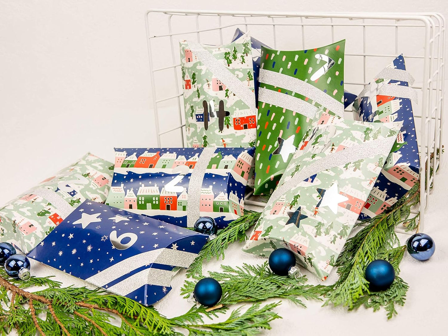 Adventskalender Pillowboxen-Set, Blue Green With House Pattern