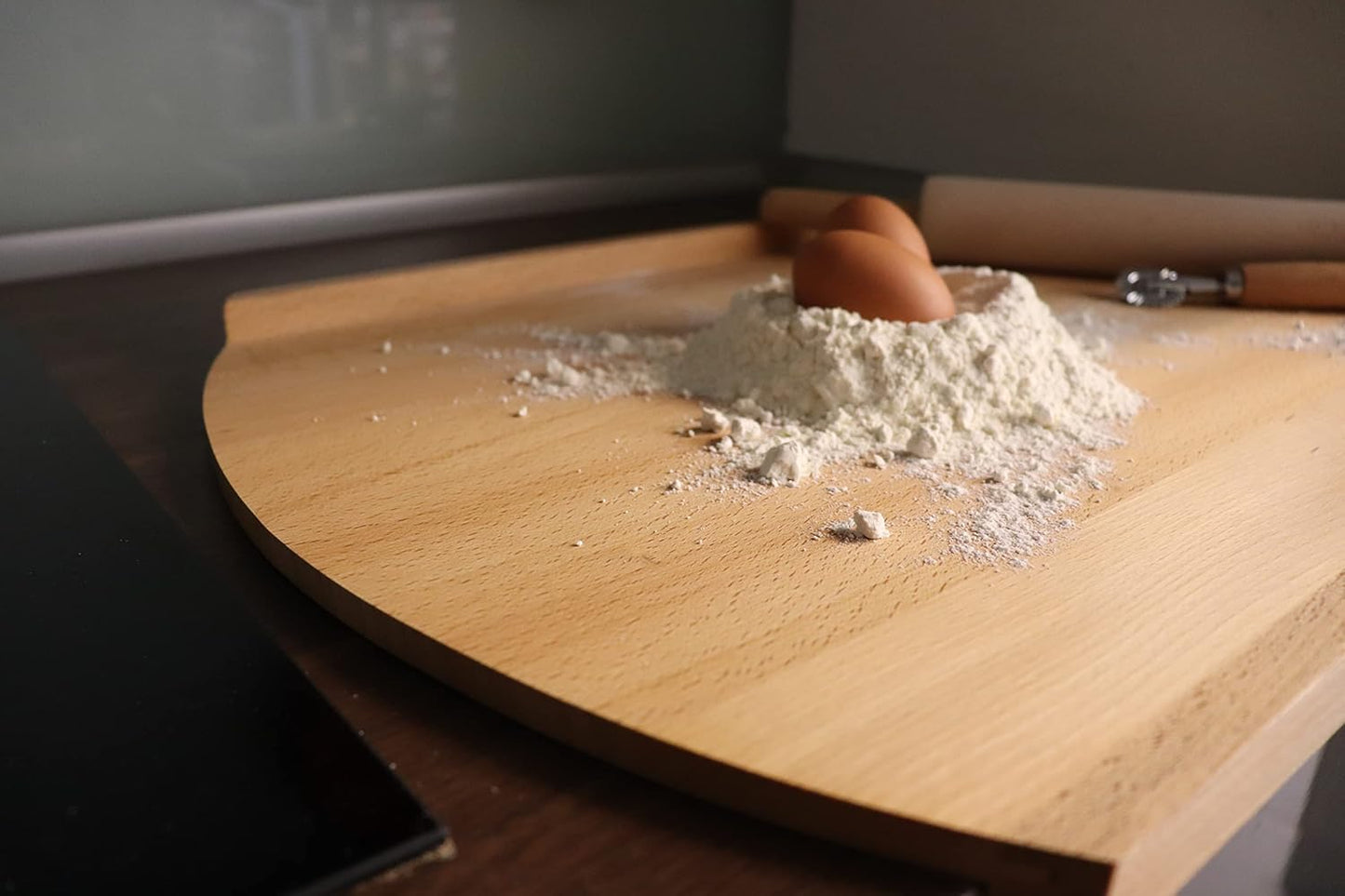 Backbrett mit erhöhten Kanten