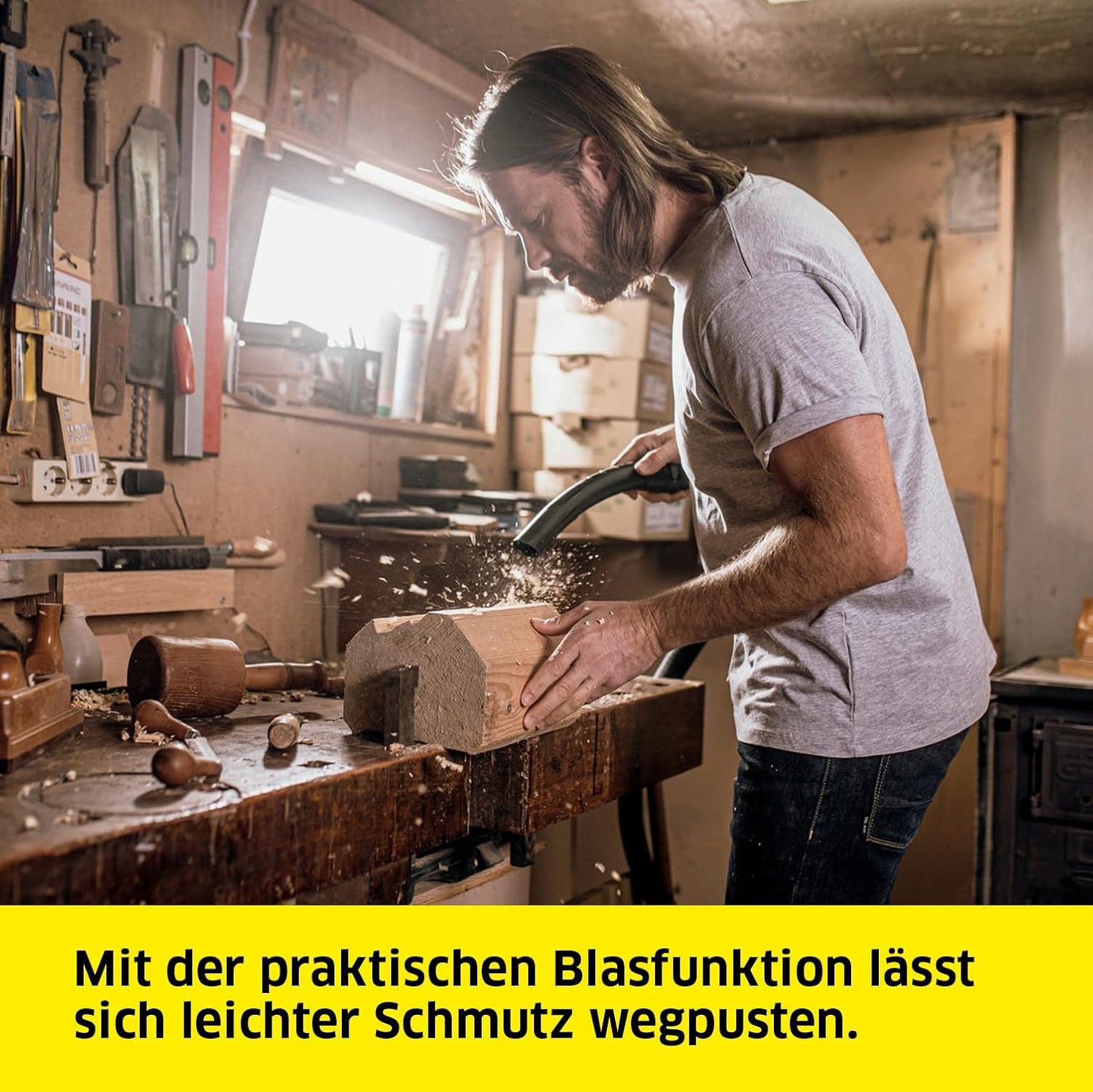 Nass- und Trockensauger WD 4 P V-20/5/22, Kunststoffbehälter mit Gerätesteckdose