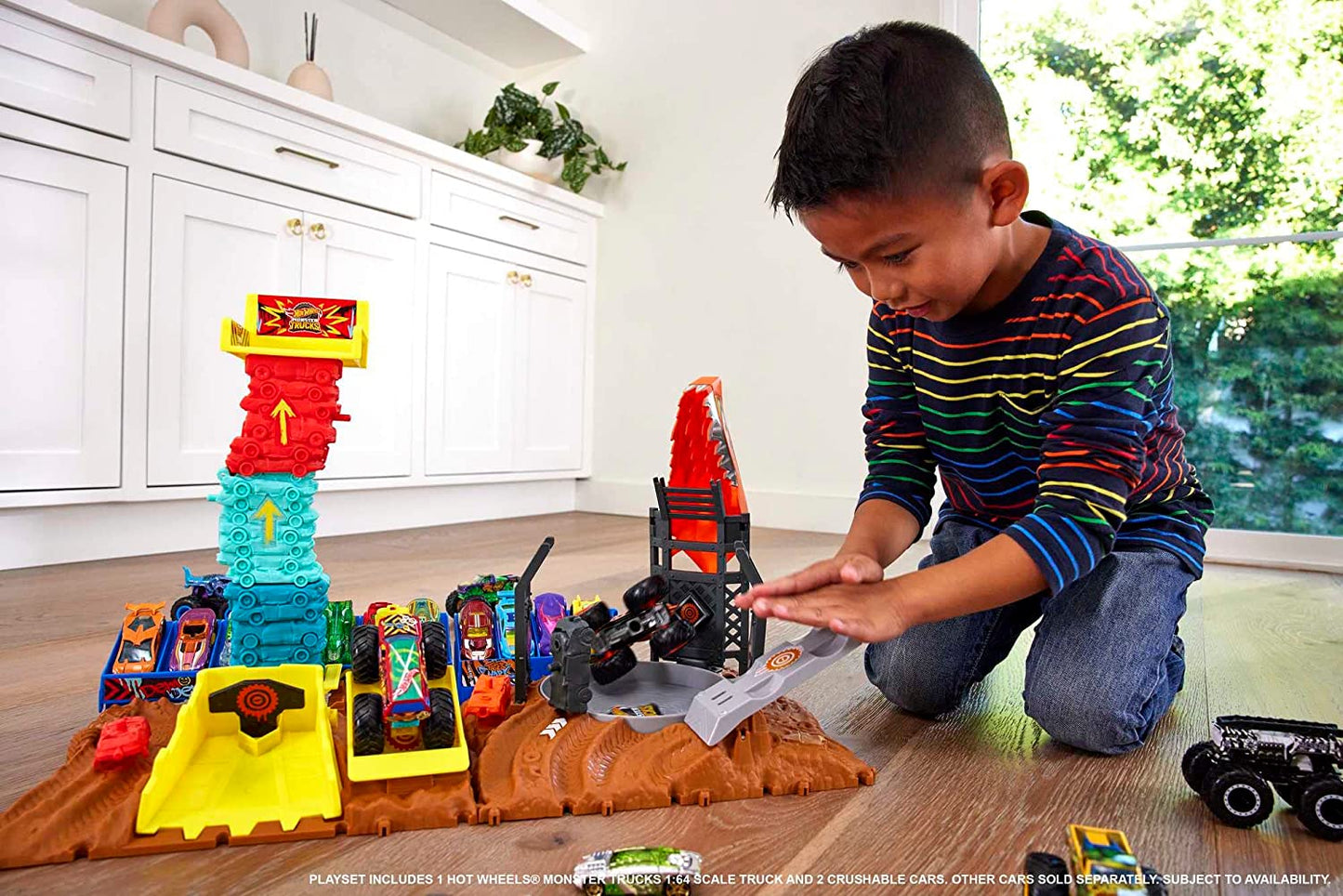 Monster Trucks Arena World: Semi-Finals Asst - Tiger Shark's Spin Out Frenzy, Rennbahn
