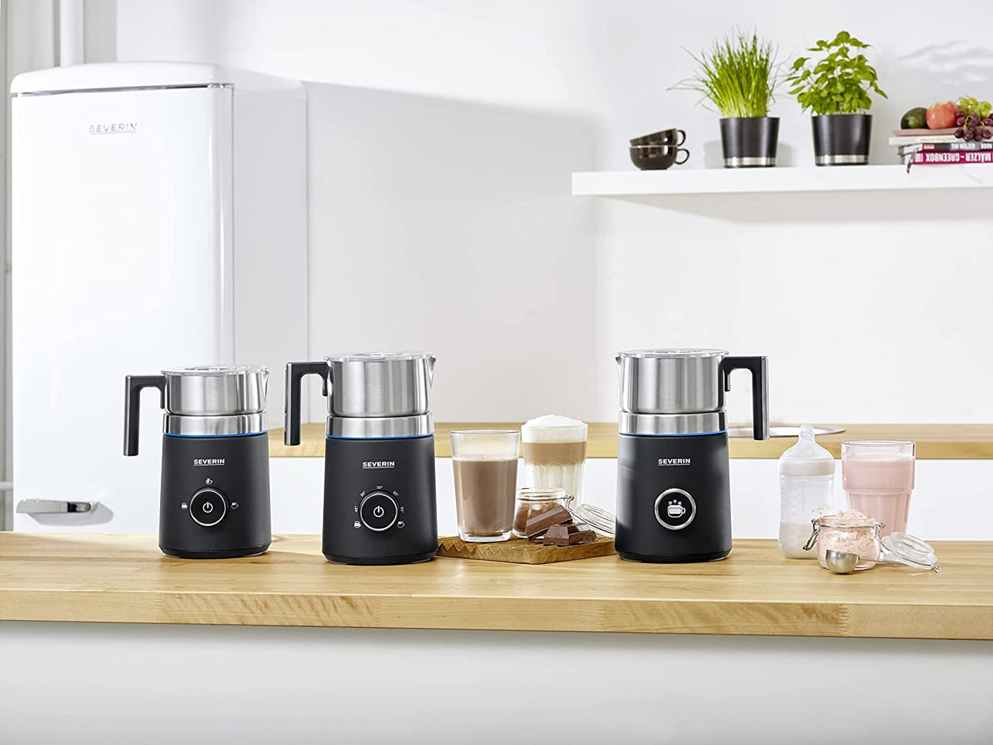 Spuma 700 Plus, Milchaufschäumer, 700 ml + OLED-Display Schwarz