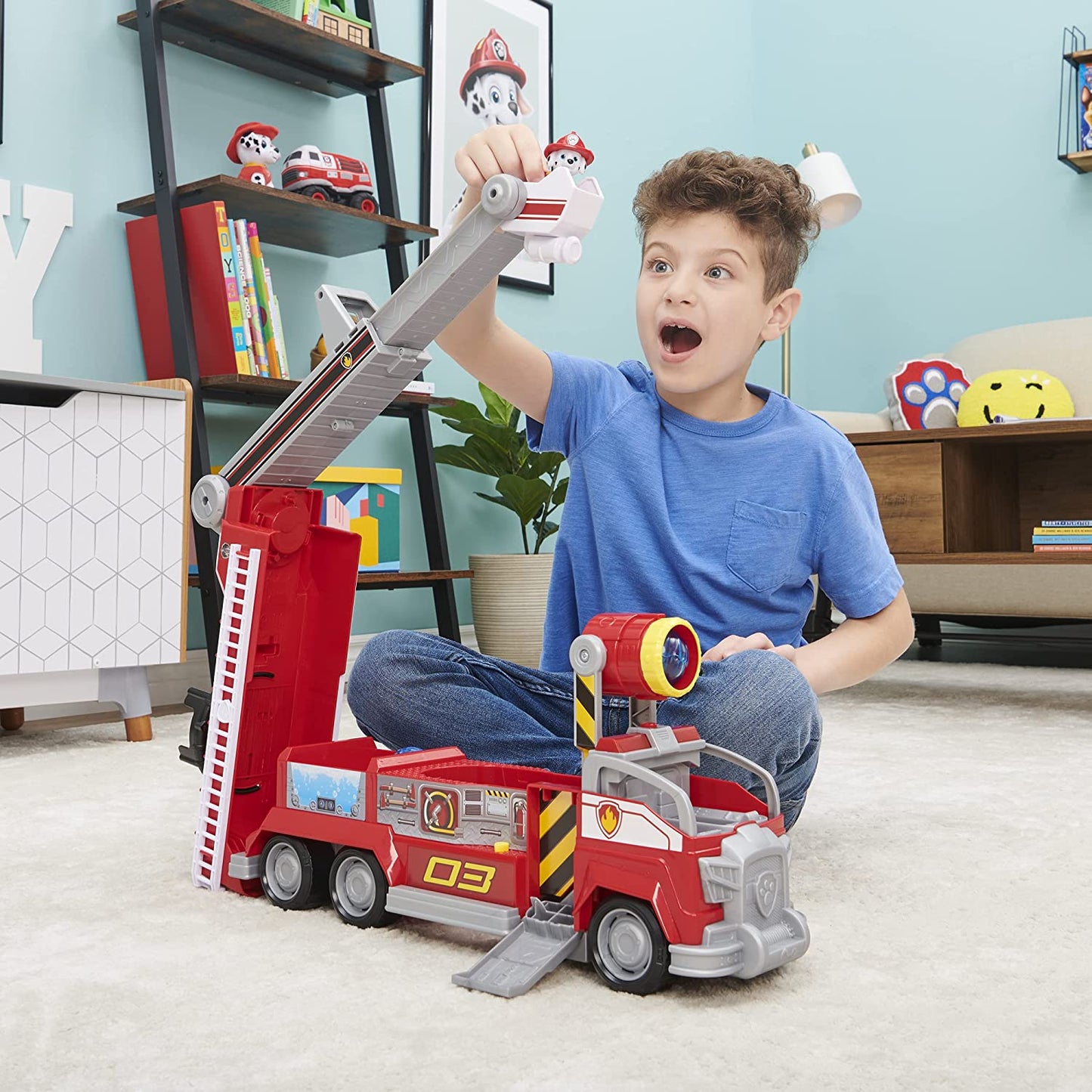 Paw Patrol Movie Marshalls verwandelbarer Ultimate City-Löschzug, Spielfahrzeug