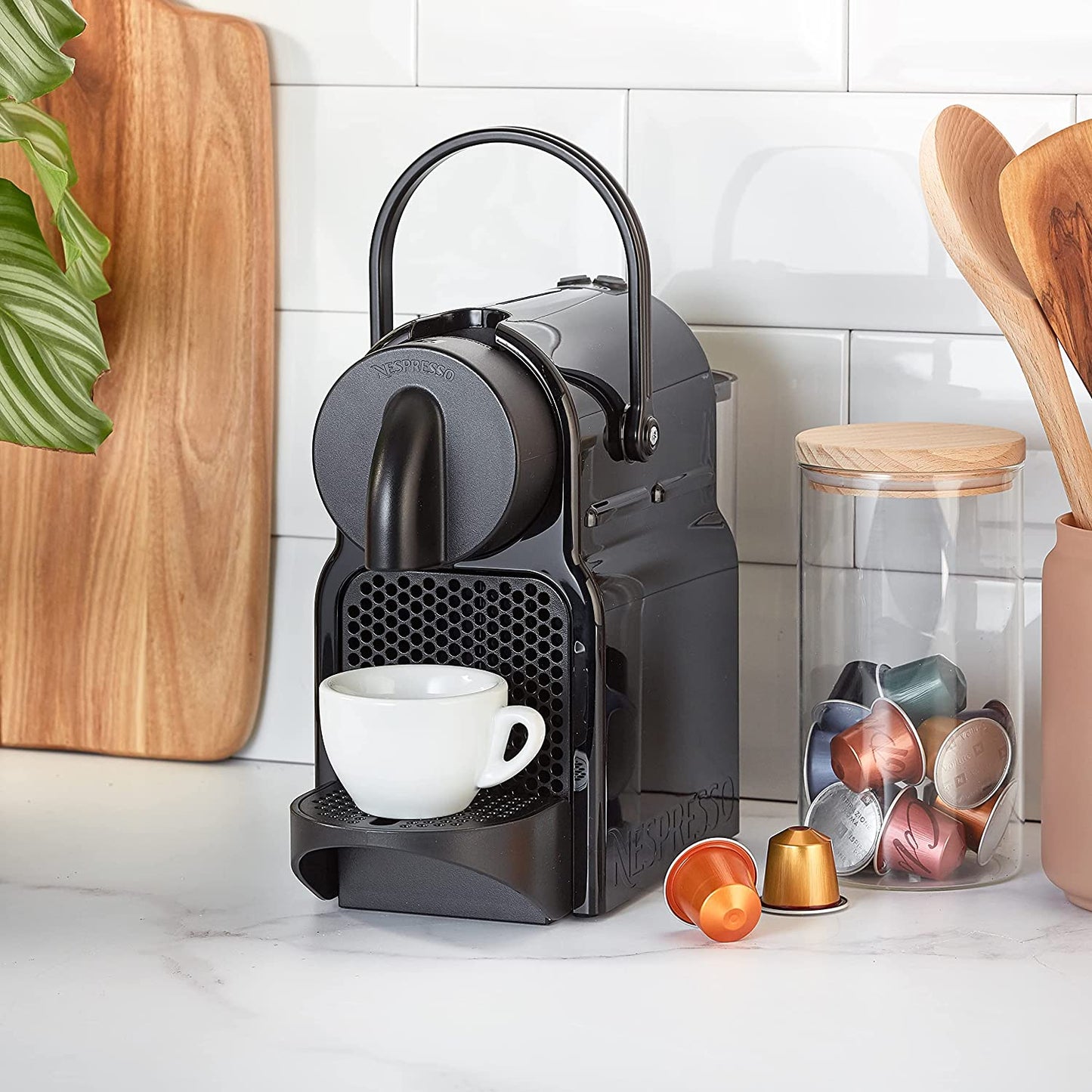 Nespresso Inissia EN 80.B, Kapselmaschine, ohne Aeroccino Dunkle Schwarz