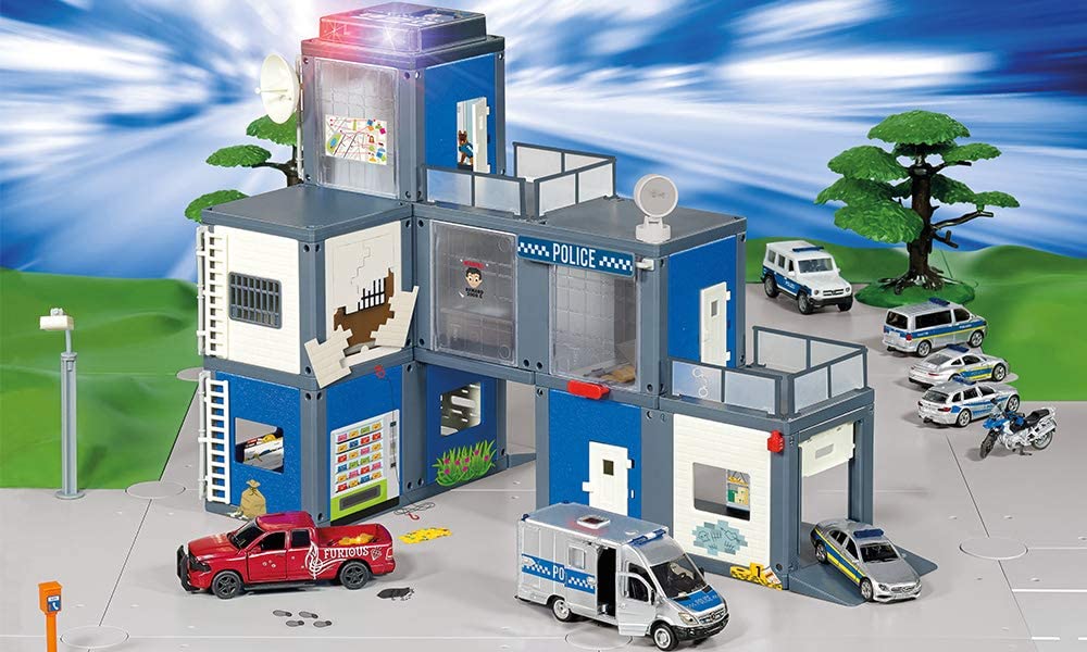 WORLD Polizeistation, Modellfahrzeug