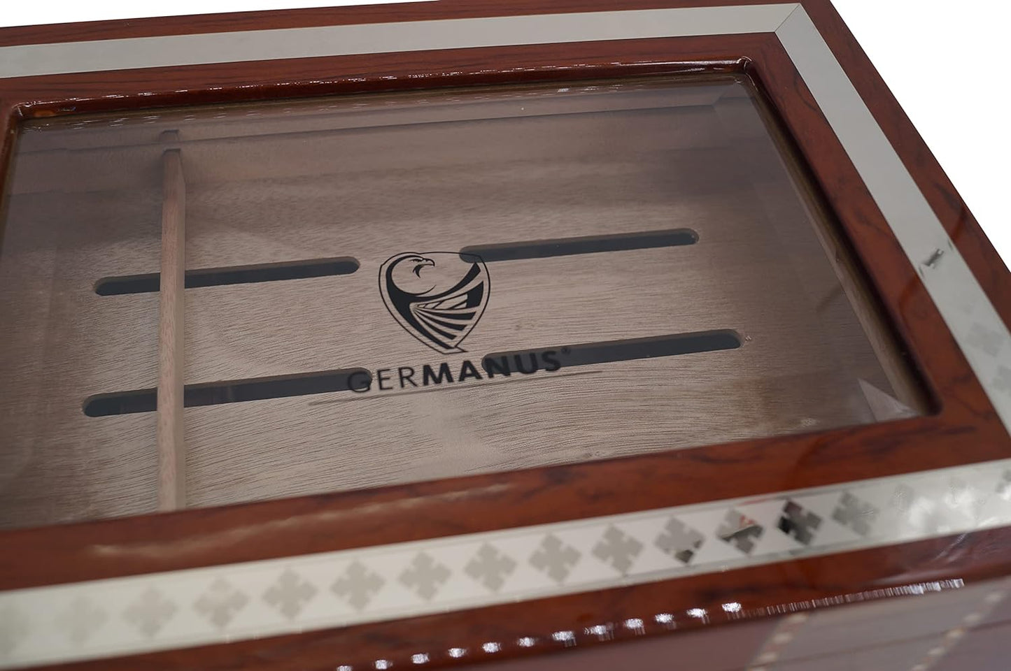 Humidor Truhe MVI