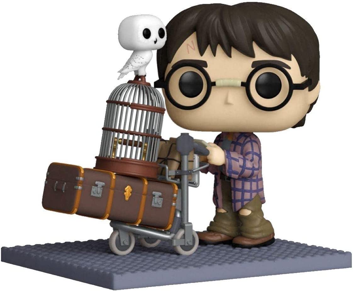 POP! Deluxe Harry Potter - Harry Pushing Trolley, Spielfigur
